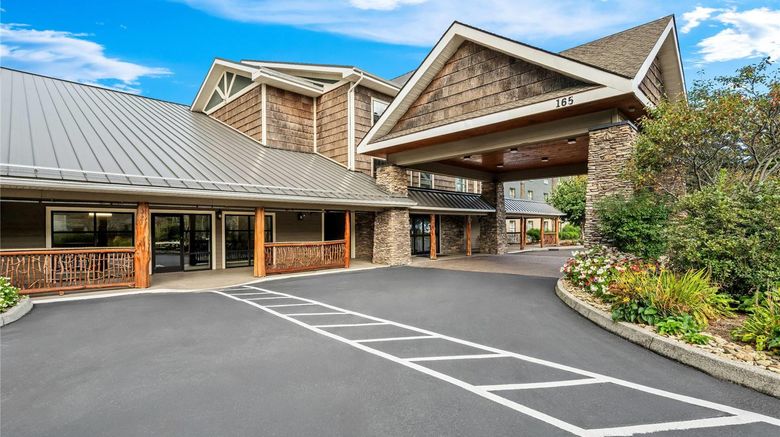 <b>La Quinta Inn & Suites Boone Exterior</b>. Images powered by <a href="https://iceportal.shijigroup.com/" title="IcePortal" target="_blank">IcePortal</a>.