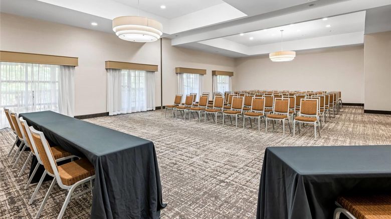 <b>La Quinta Inn & Suites Boone Meeting</b>. Images powered by <a href="https://iceportal.shijigroup.com/" title="IcePortal" target="_blank">IcePortal</a>.