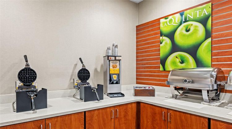 La Quinta Inn & Suites Boone Restaurant