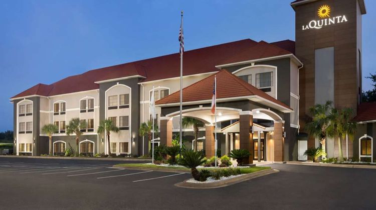 La Quinta Inn & Suites Dublin Exterior