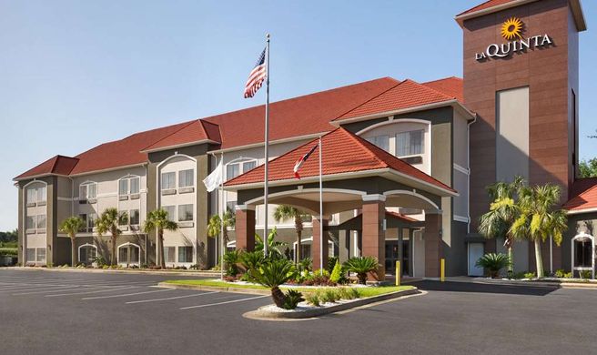 La Quinta Inn & Suites Dublin Exterior