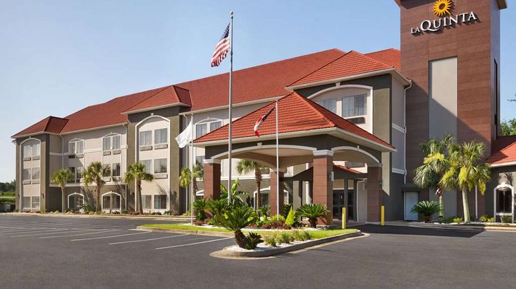 La Quinta Inn & Suites Dublin Exterior