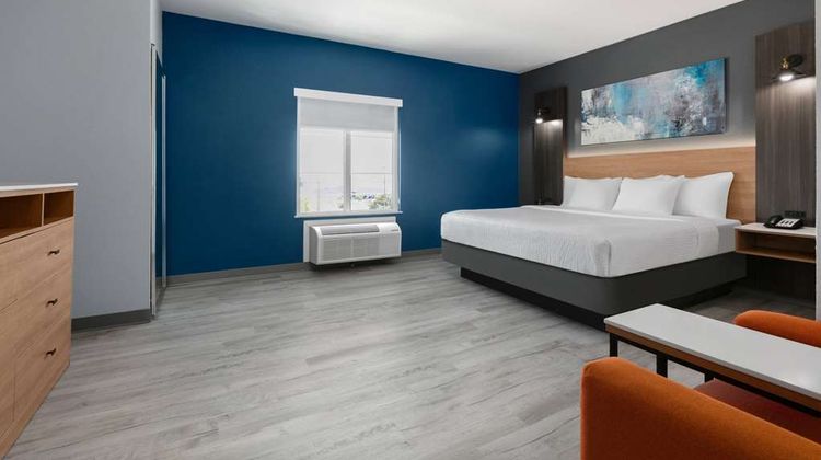 La Quinta Inn & Suites Burleson Suite