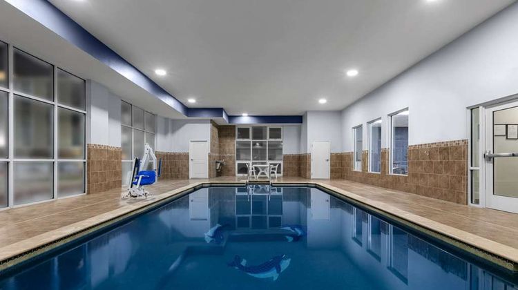 La Quinta Inn & Suites Burleson Pool