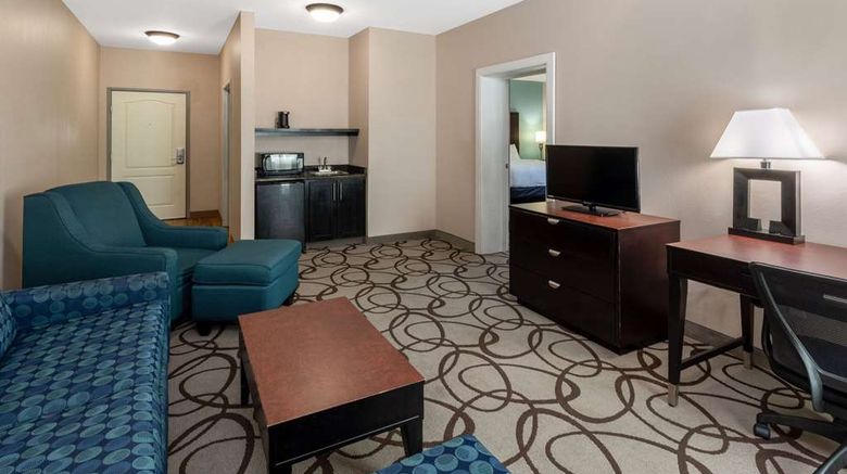 <b>La Quinta Inn & Suites Lake Worth Suite</b>. Images powered by <a href="https://iceportal.shijigroup.com/" title="IcePortal" target="_blank">IcePortal</a>.