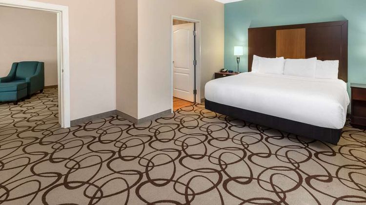 La Quinta Inn & Suites Lake Worth Suite