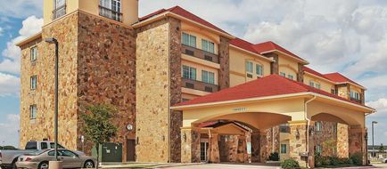 La Quinta Inn & Suites McKinney Exterior