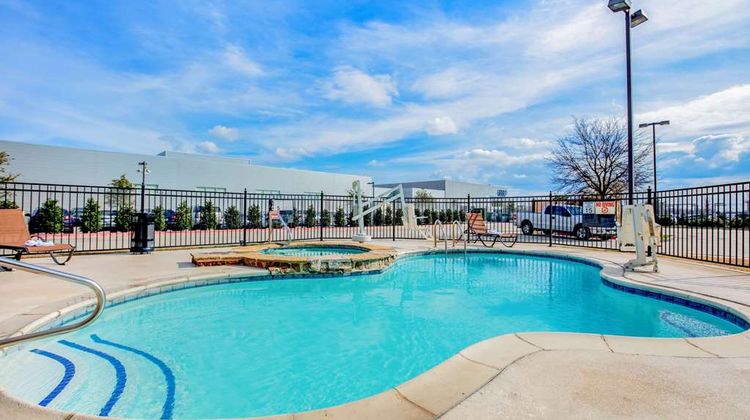 La Quinta Inn & Suites McKinney Pool