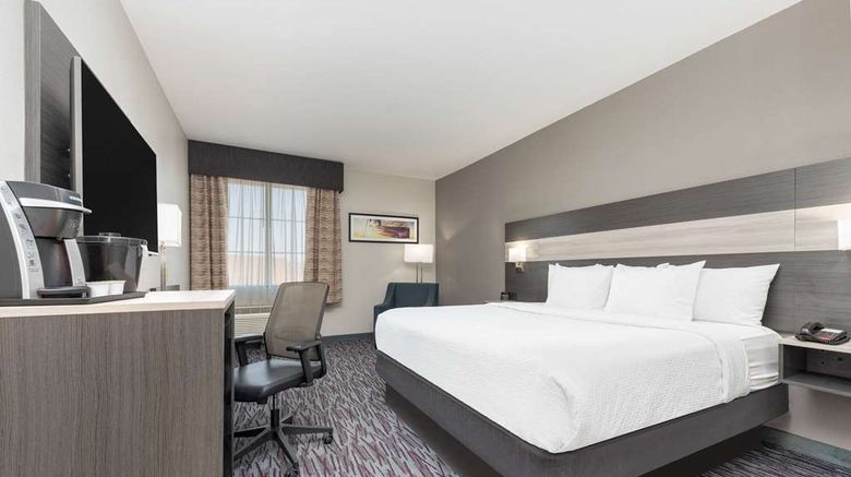 <b>La Quinta Inn & Suites Allen Room</b>. Images powered by <a href="https://iceportal.shijigroup.com/" title="IcePortal" target="_blank">IcePortal</a>.