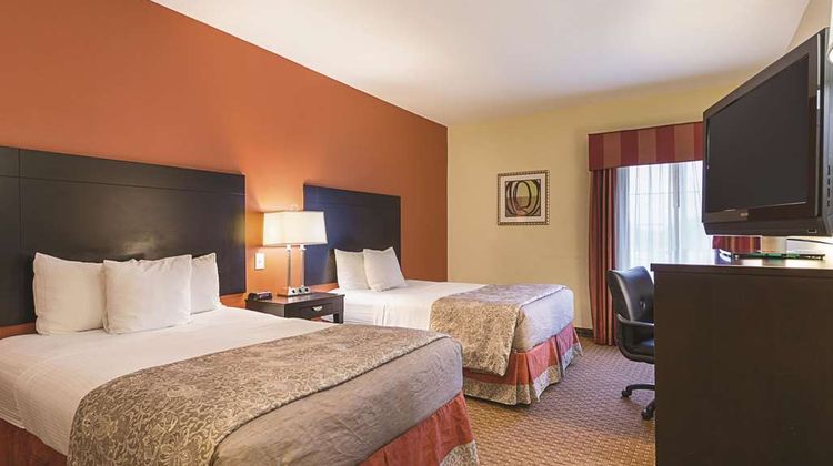 La Quinta Inn & Suites Houston Normandy Room