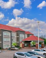 La Quinta Inn & Suites Palestine