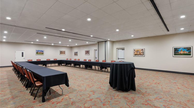 La Quinta Inn & Suites San Antonio Meeting