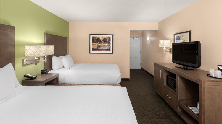 La Quinta Inn & Suites San Antonio Room