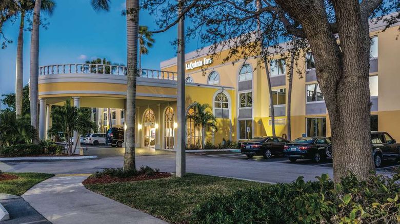<b>La Quinta Inn Jupiter Exterior</b>. Images powered by <a href="https://iceportal.shijigroup.com/" title="IcePortal" target="_blank">IcePortal</a>.
