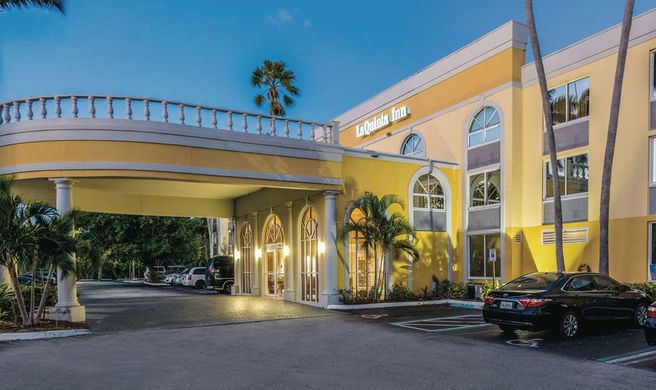 La Quinta Inn Jupiter Exterior