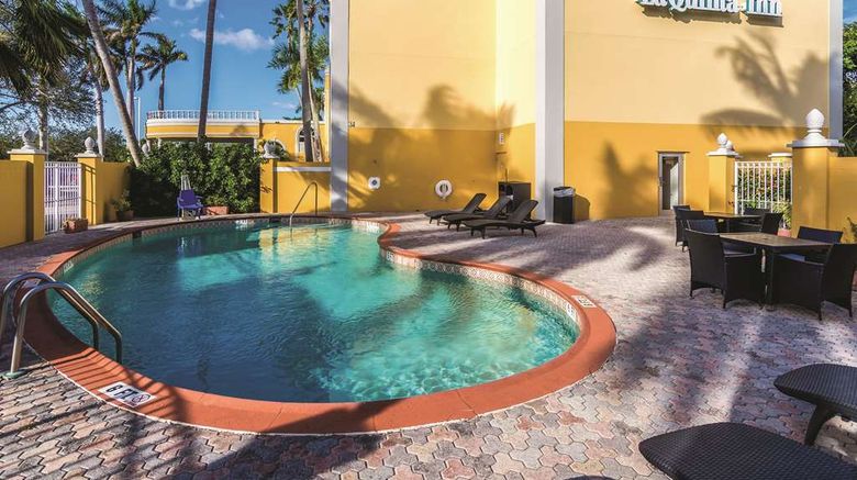 <b>La Quinta Inn Jupiter Pool</b>. Images powered by <a href="https://iceportal.shijigroup.com/" title="IcePortal" target="_blank">IcePortal</a>.