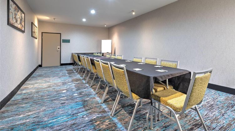 La Quinta Inn & Suites Paris Meeting
