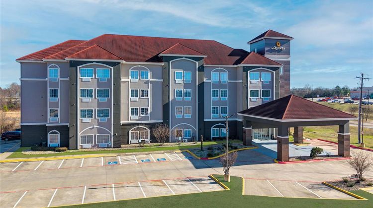 La Quinta Inn & Suites Paris Exterior
