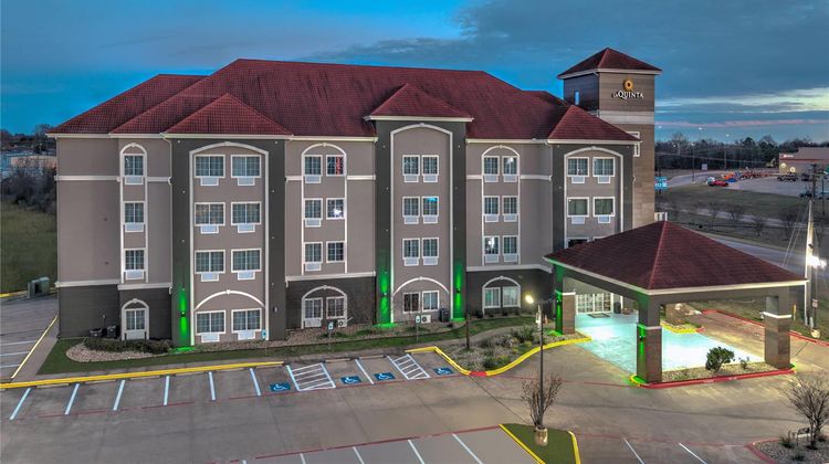 La Quinta Inn & Suites Paris Exterior