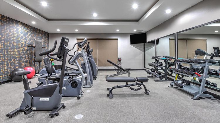 La Quinta Inn & Suites Paris Health