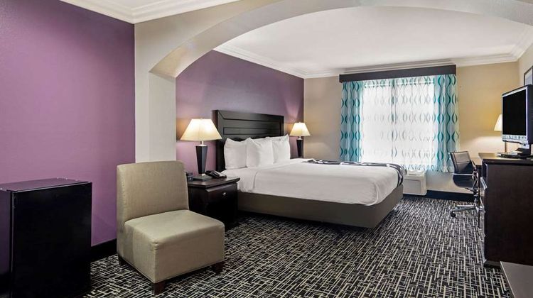 La Quinta Inn & Suites Temecula Suite