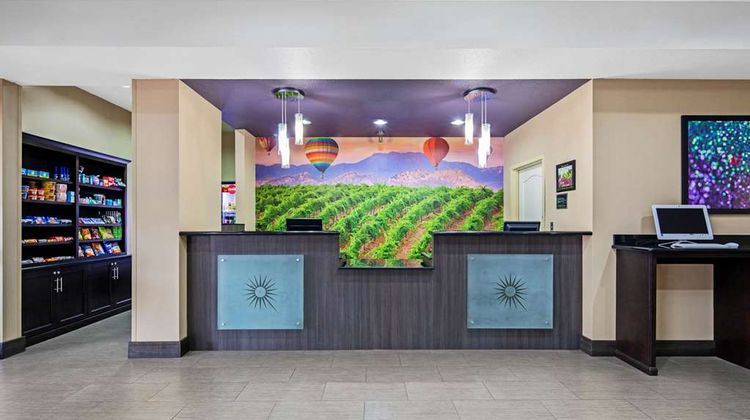 La Quinta Inn & Suites Temecula Lobby