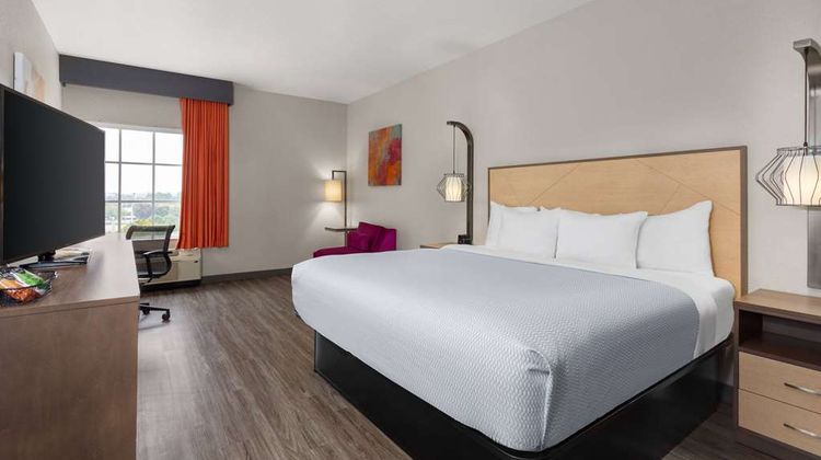 La Quinta Inn & Suites Ft. Pierce Room