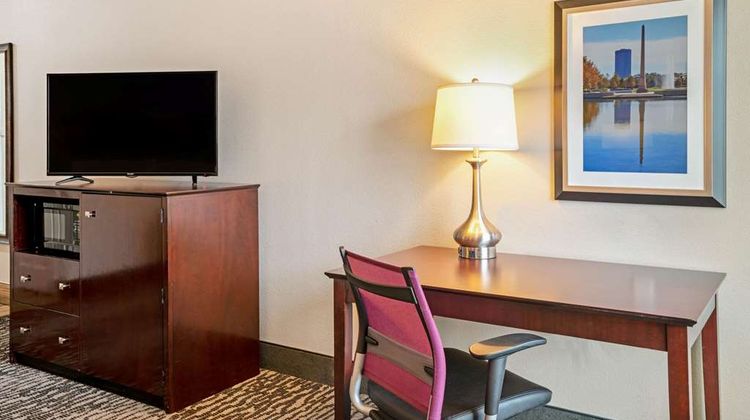 La Quinta Inn & Suites Woodlands NW Room