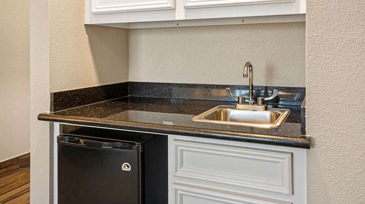 La Quinta Inn & Suites Woodlands NW Suite