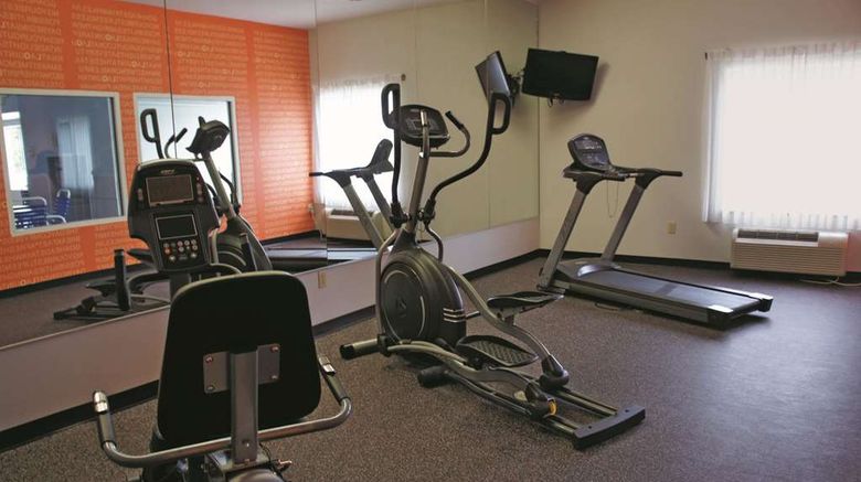 <b>La Quinta Inn & Suites Orange Health</b>. Images powered by <a href="https://iceportal.shijigroup.com/" title="IcePortal" target="_blank">IcePortal</a>.