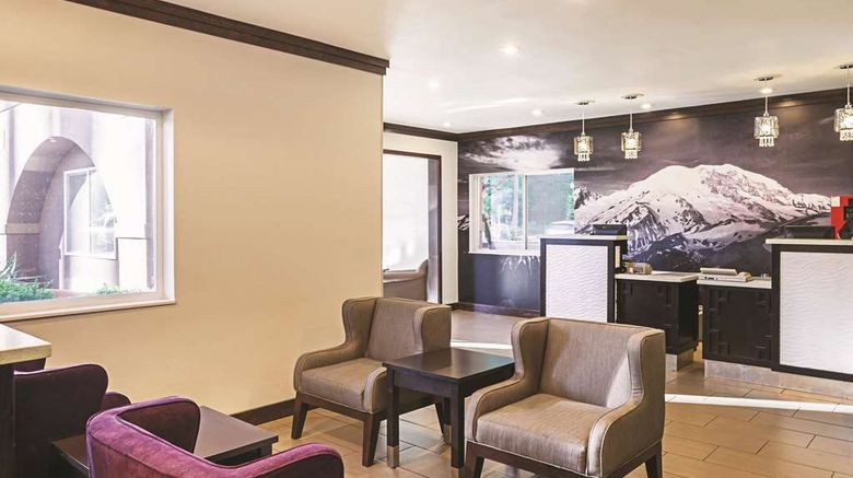 <b>La Quinta Inn Olympia - Lacey Lobby</b>. Images powered by <a href="https://iceportal.shijigroup.com/" title="IcePortal" target="_blank">IcePortal</a>.