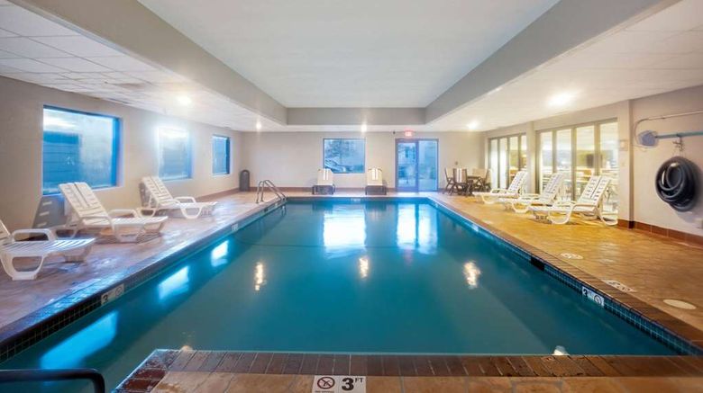 <b>La Quinta Carter Lake Omaha Airport Pool</b>. Images powered by <a href="https://iceportal.shijigroup.com/" title="IcePortal" target="_blank">IcePortal</a>.