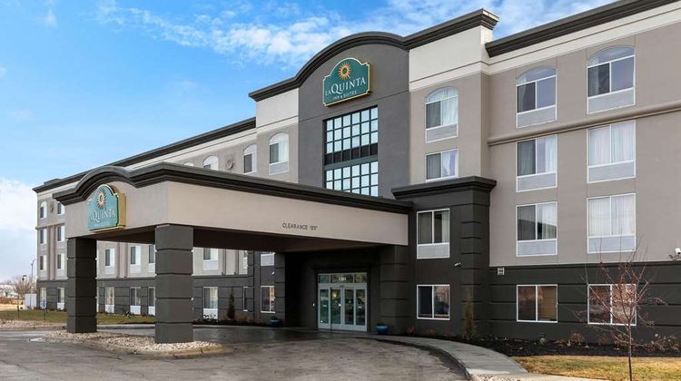 La Quinta Carter Lake Omaha Airport Exterior
