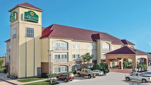 La Quinta Inn & Suites Mercedes