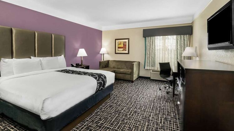 La Quinta Inn & Suites Canton Room