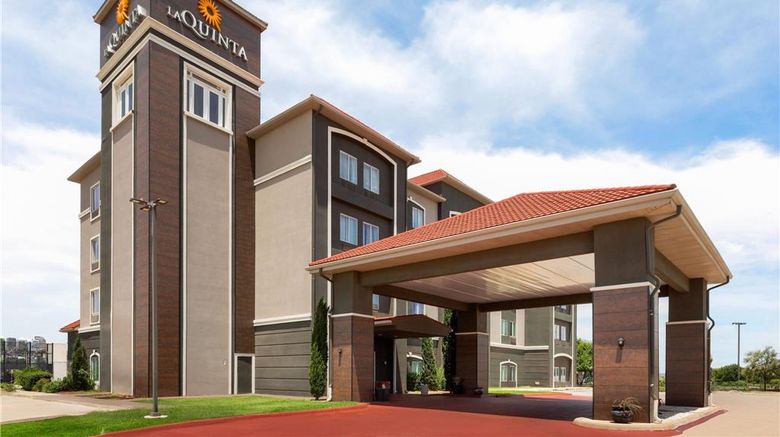 <b>La Quinta Inn & Suites Brownwood Exterior</b>. Images powered by <a href="https://iceportal.shijigroup.com/" title="IcePortal" target="_blank">IcePortal</a>.