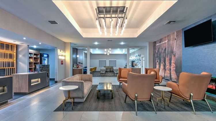 La Quinta Inn & Suites Decatur Lobby