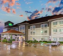 La Quinta Inn & Suites Cleburne Exterior