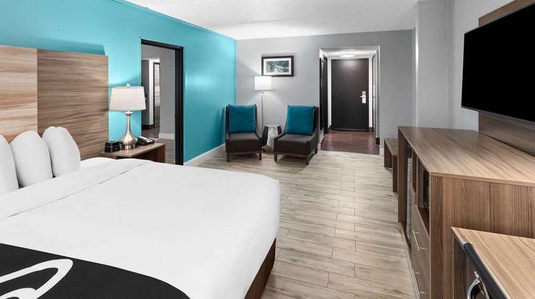 La Quinta Inn & Suites Sevierville Suite