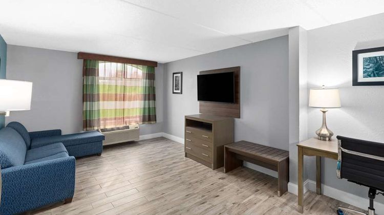 La Quinta Inn & Suites Sevierville Suite