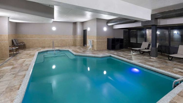 La Quinta Inn & Suites Sevierville Pool