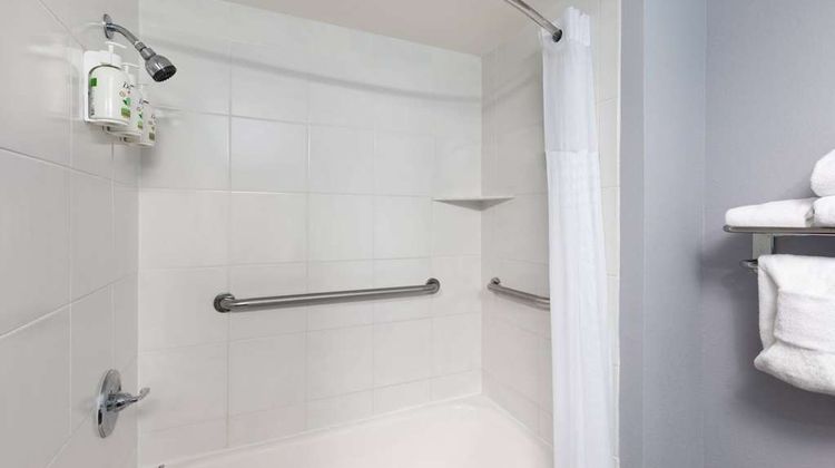 La Quinta Inn & Suites Sevierville Room