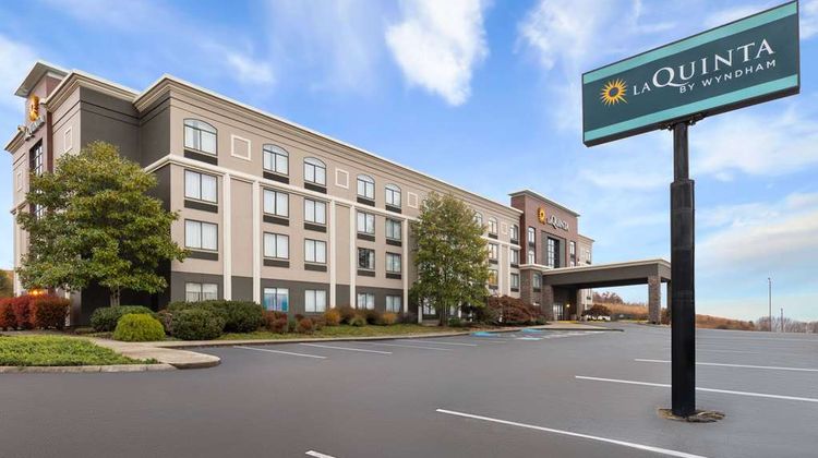 La Quinta Inn & Suites Sevierville Exterior