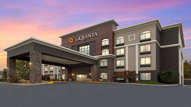 La Quinta Inn & Suites Sevierville Exterior