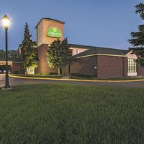 La Quinta Inn & Suites Minneapolis NW