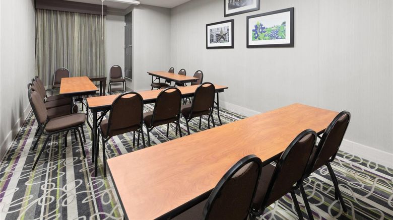 <b>La Quinta Inn & Suites Kyle-Austin South Meeting</b>. Images powered by <a href="https://iceportal.shijigroup.com/" title="IcePortal" target="_blank">IcePortal</a>.