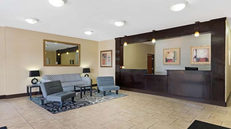 <b>La Quinta Inn & Suites Morgan City Lobby</b>. Images powered by <a href="https://iceportal.shijigroup.com/" title="IcePortal" target="_blank">IcePortal</a>.