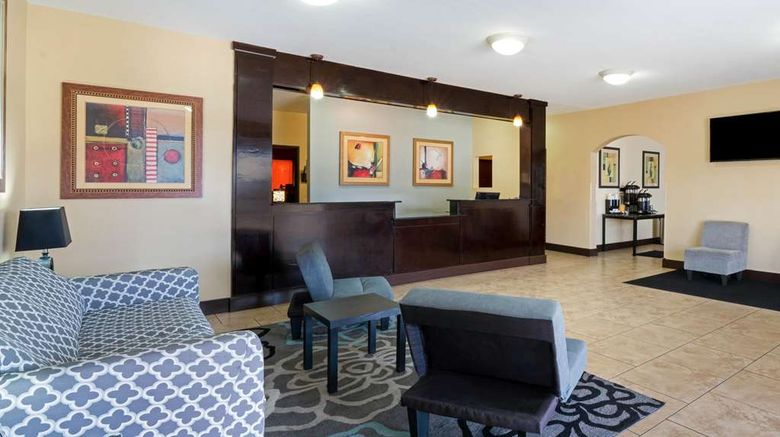 <b>La Quinta Inn & Suites Morgan City Lobby</b>. Images powered by <a href="https://iceportal.shijigroup.com/" title="IcePortal" target="_blank">IcePortal</a>.
