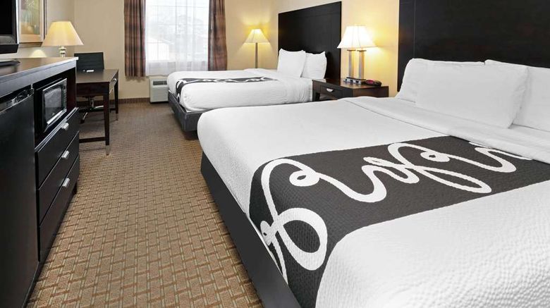 <b>La Quinta Inn & Suites Morgan City Room</b>. Images powered by <a href="https://iceportal.shijigroup.com/" title="IcePortal" target="_blank">IcePortal</a>.
