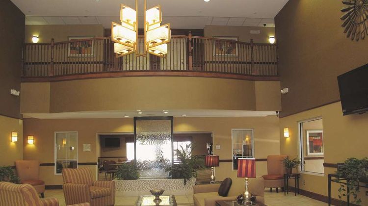 La Quinta Inn & Suites Lawton Lobby